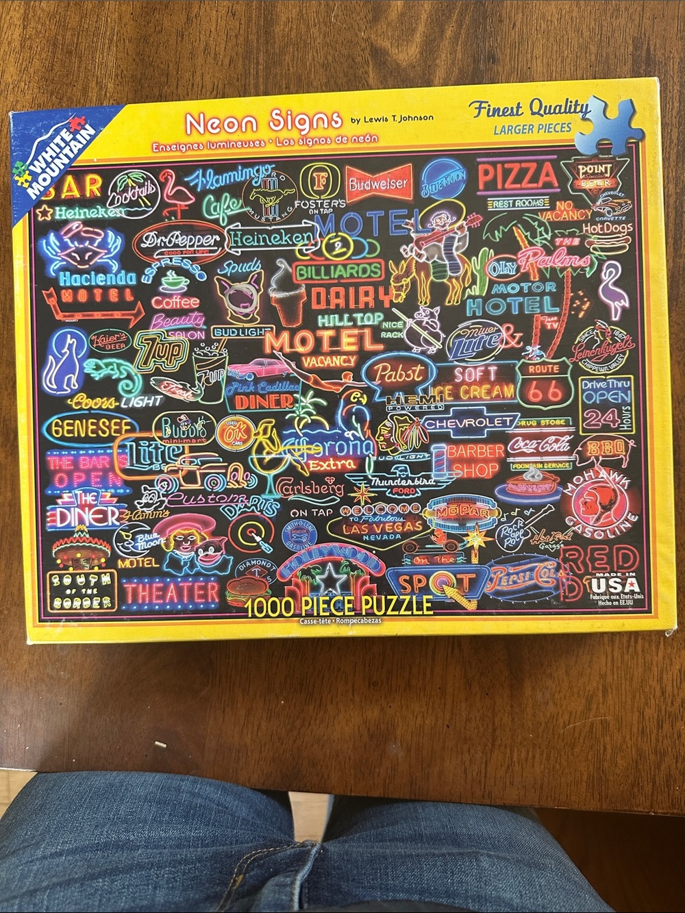 White mountain Neon Signs 1000-Piece Puzzle - Colorful Neon Graphics